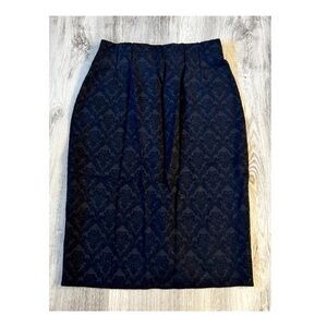 Black Lace Pattern Pencil Skirt